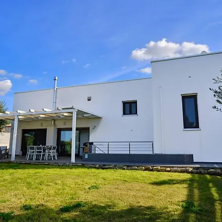 Gaja Villa *