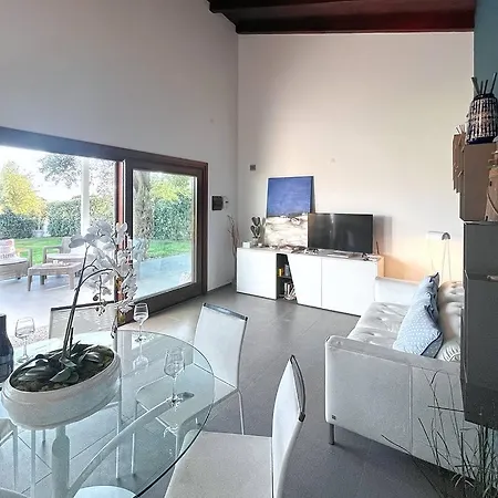 Gaja Villa *